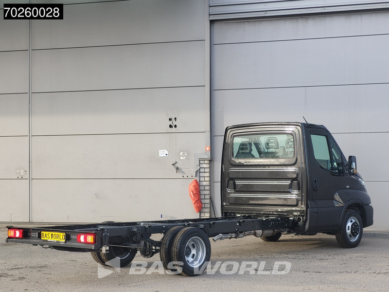 Iveco Daily 35C21 Automaat 410WB Chassis Cabine LED Navi ACC Fahrgestell Airco - Furgoneta: foto 5 Iveco Daily 35C21 Automaat 410WB Chassis Cabine LED Navi ACC Fahrgestell Airco - Furgoneta: foto 5