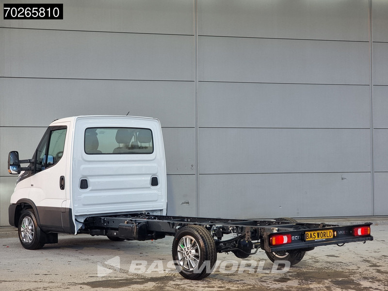 Iveco Daily 35S16 Automaat 410wb 2025model Chassis Cabine Camera Scherm Airco Cruise Fahrgestell Airco Cruise control - Furgoneta: foto 5 Iveco Daily 35S16 Automaat 410wb 2025model Chassis Cabine Camera Scherm Airco Cruise Fahrgestell Airco Cruise control - Furgoneta: foto 5