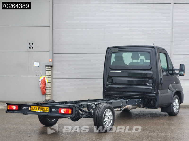 Iveco Daily 35S18 Automaat 410WB Chassis Cabine LED Navi ACC Camera Fahrgestell Airco - Furgoneta: foto 5 Iveco Daily 35S18 Automaat 410WB Chassis Cabine LED Navi ACC Camera Fahrgestell Airco - Furgoneta: foto 5