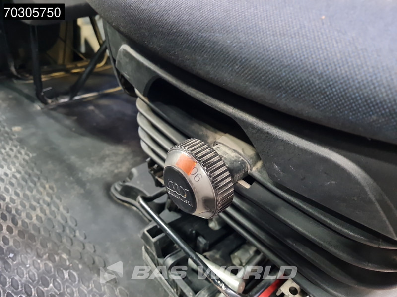 Volquete furgoneta Iveco Daily 35C14 Dubbel Cabine Kipper met Kist Dubbellucht 3,5t Trekhaak Airco Cruise Euro6 Tipper Benne Kieper Airco Trekhaak Cruise contr: foto 19 Volquete furgoneta Iveco Daily 35C14 Dubbel Cabine Kipper met Kist Dubbellucht 3,5t Trekhaak Airco Cruise Euro6 Tipper Benne Kieper Airco Trekhaak Cruise contr: foto 19