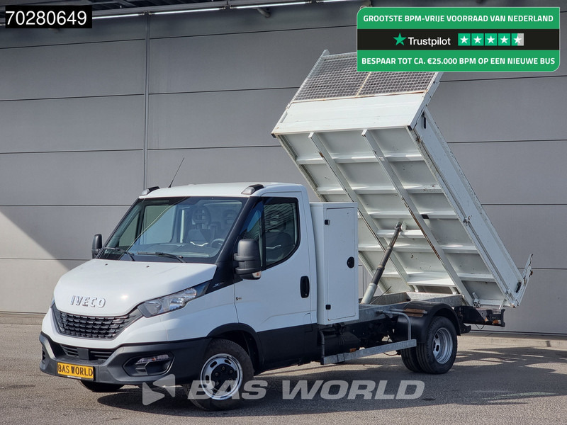 Iveco Daily 35C14 Kipper met Kist Dubbellucht 3,5t Trekhaak Airco Cruise Euro6 Kieper Tipper Benne Airco Trekhaak Cruise control - Volquete furgoneta: foto 1 Iveco Daily 35C14 Kipper met Kist Dubbellucht 3,5t Trekhaak Airco Cruise Euro6 Kieper Tipper Benne Airco Trekhaak Cruise control - Volquete furgoneta: foto 1