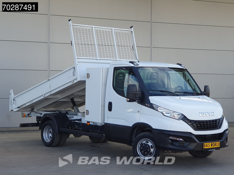 Iveco Daily 35C16 3.0L Kipper met Kist Dubbellucht 3,5t Trekhaak Navi Airco Cruise Camera Euro6 Tipper Benne Kieper 2m3 Airco Trekhaak Cruis - Volquete furgoneta: foto 3 Iveco Daily 35C16 3.0L Kipper met Kist Dubbellucht 3,5t Trekhaak Navi Airco Cruise Camera Euro6 Tipper Benne Kieper 2m3 Airco Trekhaak Cruis - Volquete furgoneta: foto 3