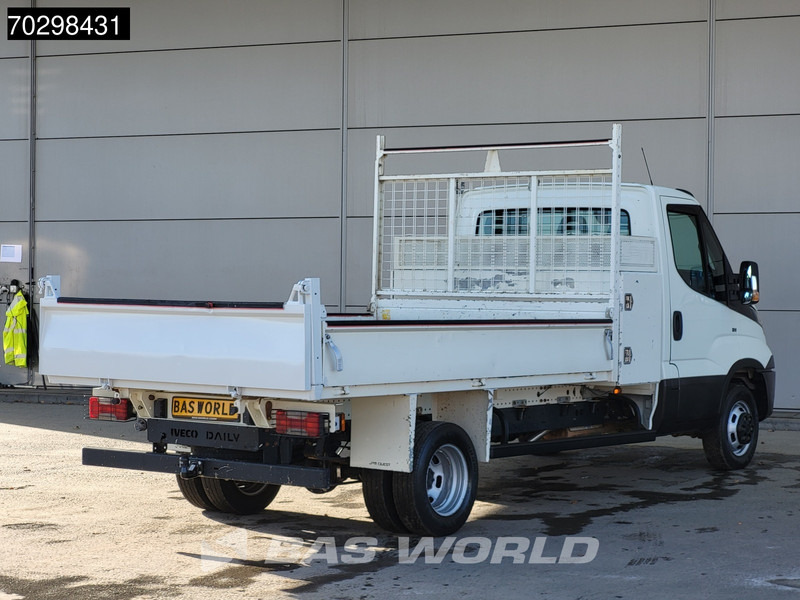 Iveco Daily 35C16 Automaat Kipper met Kist Dubbellucht 3,5t Trekhaak Airco Cruise Euro6 Tipper Benne Kieper Airco Trekhaak Cruise control - Volquete furgoneta: foto 5 Iveco Daily 35C16 Automaat Kipper met Kist Dubbellucht 3,5t Trekhaak Airco Cruise Euro6 Tipper Benne Kieper Airco Trekhaak Cruise control - Volquete furgoneta: foto 5