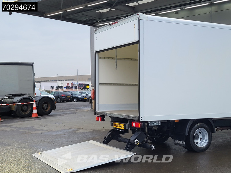 Iveco Daily 35C16 Automaat Laadklep Dubbellucht Bakwagen 160PK Airco Camera 3,5t Trekvermogen Euro6 Meubelbak Koffer Airco - Furgoneta caja cerrada: foto 3 Iveco Daily 35C16 Automaat Laadklep Dubbellucht Bakwagen 160PK Airco Camera 3,5t Trekvermogen Euro6 Meubelbak Koffer Airco - Furgoneta caja cerrada: foto 3