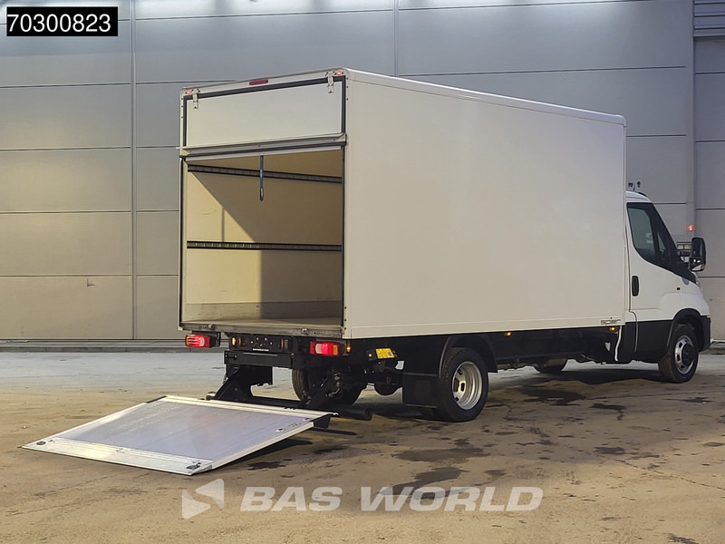 Iveco Daily 35C16 Laadklep Dubbellucht Bakwagen 160PK Airco Euro6 Meubelbak Koffer Airco - Furgoneta caja cerrada: foto 3 Iveco Daily 35C16 Laadklep Dubbellucht Bakwagen 160PK Airco Euro6 Meubelbak Koffer Airco - Furgoneta caja cerrada: foto 3