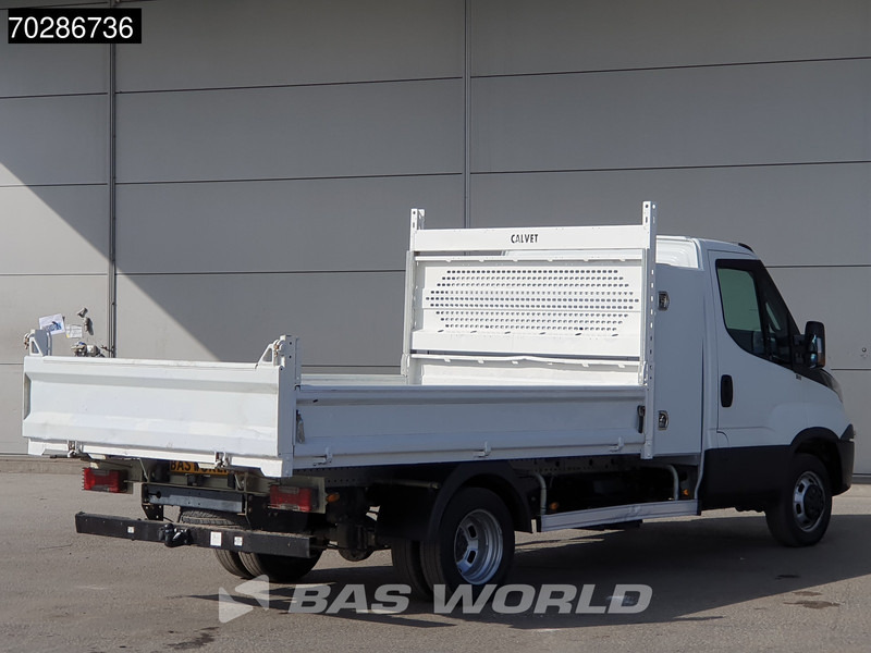 Iveco Daily 35C18 3.0L Automaat Kipper met Kist Dubbellucht 3,5t Trekhaak Airco Euro6 Tipper Kieper Benne 2m3 Airco Trekhaak Cruise control - Volquete furgoneta: foto 5 Iveco Daily 35C18 3.0L Automaat Kipper met Kist Dubbellucht 3,5t Trekhaak Airco Euro6 Tipper Kieper Benne 2m3 Airco Trekhaak Cruise control - Volquete furgoneta: foto 5