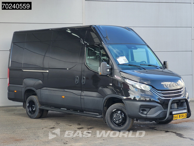 Iveco Daily 35C18 3.0L Black Edition Automaat 2025-Model 180PK L2H2 Dubbellucht 3,5t Trekgewicht ACC Navi LED Airco Camera Euro6 L3 12m3 Air - Furgón: foto 5 Iveco Daily 35C18 3.0L Black Edition Automaat 2025-Model 180PK L2H2 Dubbellucht 3,5t Trekgewicht ACC Navi LED Airco Camera Euro6 L3 12m3 Air - Furgón: foto 5