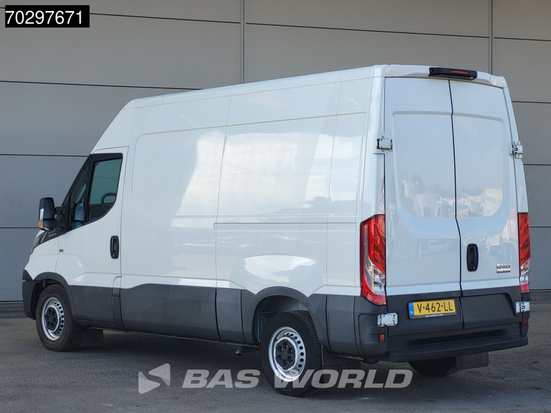 Iveco Daily 35S12 Automaat L2H2 Airco 3,5t Trekvermogen APK 01-2026 Euro6 L2 Airco - Furgón: foto 2 Iveco Daily 35S12 Automaat L2H2 Airco 3,5t Trekvermogen APK 01-2026 Euro6 L2 Airco - Furgón: foto 2