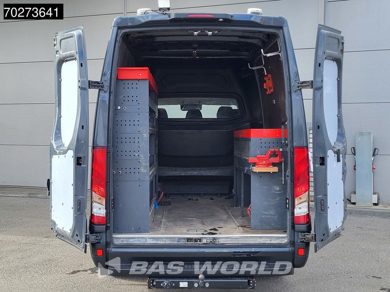 Iveco Daily 35S16 Dubbel Cabine Automaat 3,5t Trekhaak Werkplaatsinrichting LED Airco Cruise Camera Parkeersensoren DC Doka Mixto 8m3 Airco - Furgón: foto 5 Iveco Daily 35S16 Dubbel Cabine Automaat 3,5t Trekhaak Werkplaatsinrichting LED Airco Cruise Camera Parkeersensoren DC Doka Mixto 8m3 Airco - Furgón: foto 5
