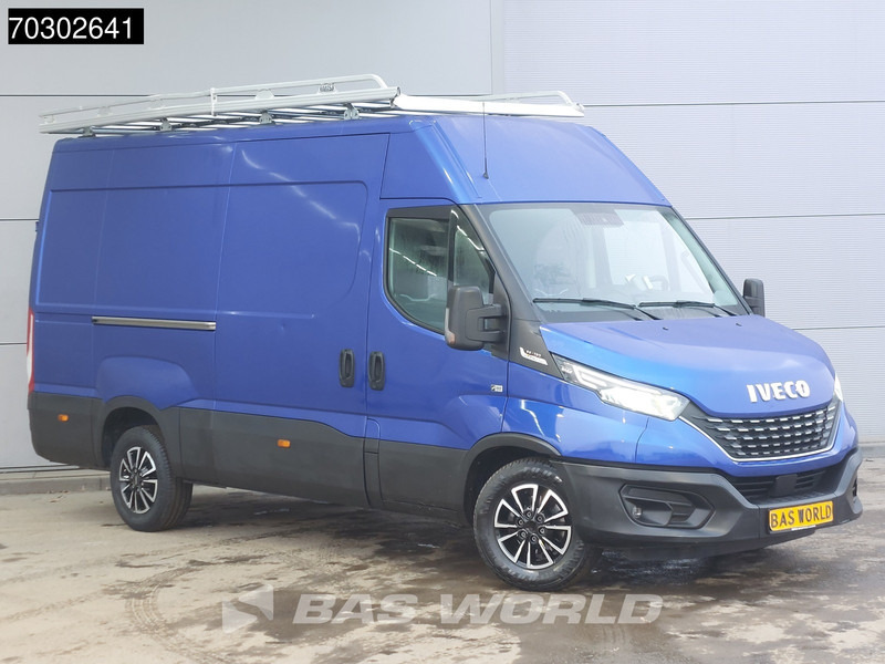 Iveco Daily 35S18 3.0L Automaat L2H2 3,5t Trekhaak 180PK Navi Airco Cruise Camera Parkeersensoren Imperiaal Velgen Euro6 L2 Airco Trekhaak C - Furgón: foto 3 Iveco Daily 35S18 3.0L Automaat L2H2 3,5t Trekhaak 180PK Navi Airco Cruise Camera Parkeersensoren Imperiaal Velgen Euro6 L2 Airco Trekhaak C - Furgón: foto 3
