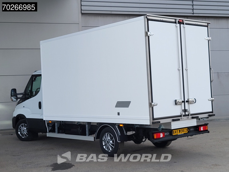 Iveco Daily 35S18 3.0L Koelwagen Thermoking C-250 LED ACC Navi Airco Koel Koeler Kühl Kühler Bakwagen Kühlkoffer 17m3 Airco - Furgoneta frigorifica: foto 2 Iveco Daily 35S18 3.0L Koelwagen Thermoking C-250 LED ACC Navi Airco Koel Koeler Kühl Kühler Bakwagen Kühlkoffer 17m3 Airco - Furgoneta frigorifica: foto 2