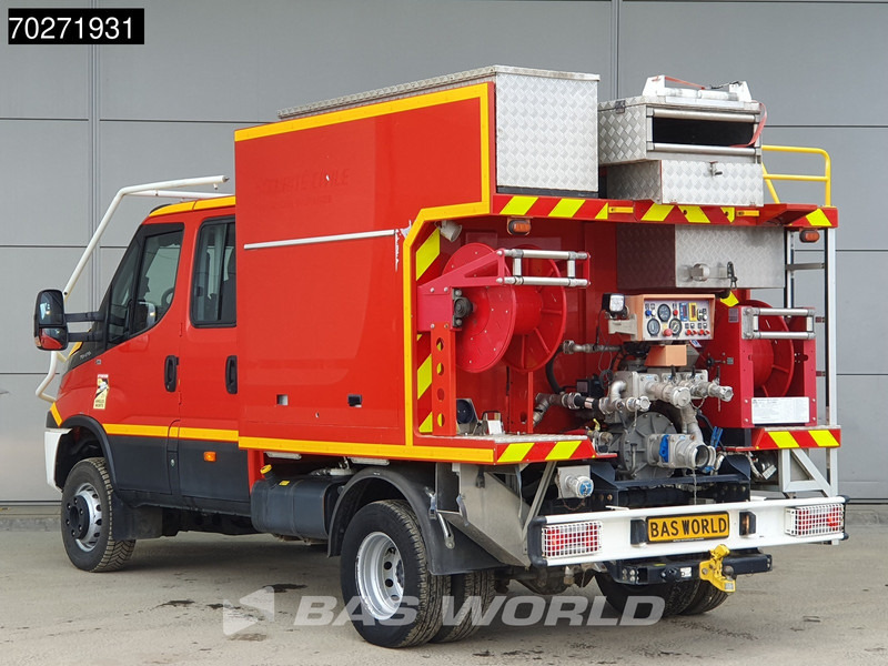 Iveco Daily 70C17 4x4 Achleitner Firetruck Brandweerwagen AWD Allrad Camper 1200liter Airco Dubbel cabine Trekhaak Cruise control - Ambulancia: foto 2 Iveco Daily 70C17 4x4 Achleitner Firetruck Brandweerwagen AWD Allrad Camper 1200liter Airco Dubbel cabine Trekhaak Cruise control - Ambulancia: foto 2