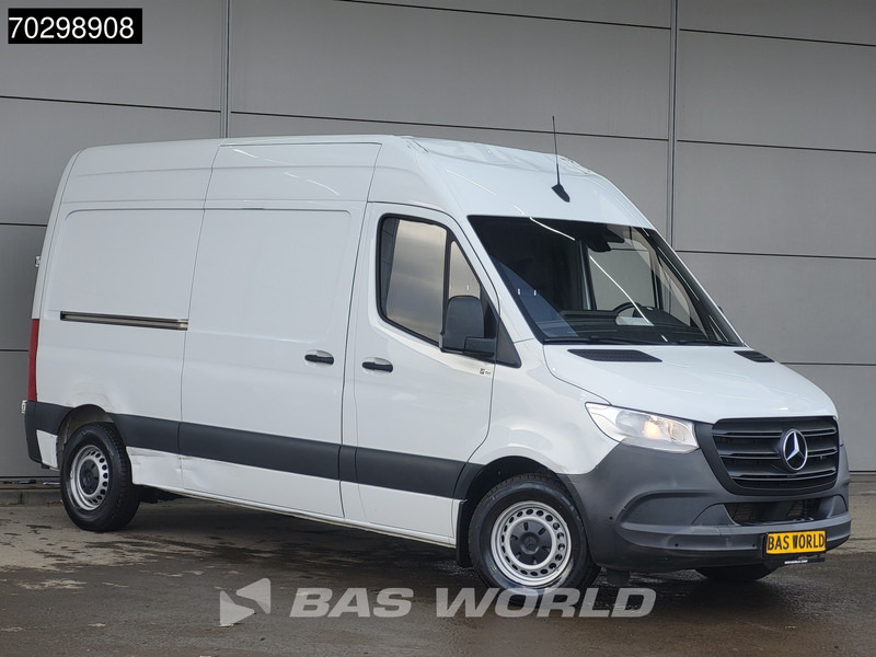 Mercedes-Benz Sprinter 315 CDI Automaat L2H2 150PK Trekhaak ACC Airco Camera Parkeersensoren v+a MBUX CarPlay Euro6 L2 Airco Trekhaak - Furgón: foto 3 Mercedes-Benz Sprinter 315 CDI Automaat L2H2 150PK Trekhaak ACC Airco Camera Parkeersensoren v+a MBUX CarPlay Euro6 L2 Airco Trekhaak - Furgón: foto 3