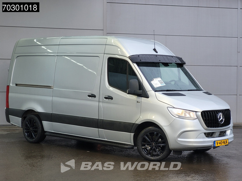 Mercedes-Benz Sprinter 315 CDI Special Edition Automaat L2H2 Trekhaak 150PK Airco Camera Parkeersensoren MBUX CarPlay Euro6 L2 12m3 Airco - Furgoneta pequeña: foto 5 Mercedes-Benz Sprinter 315 CDI Special Edition Automaat L2H2 Trekhaak 150PK Airco Camera Parkeersensoren MBUX CarPlay Euro6 L2 12m3 Airco - Furgoneta pequeña: foto 5