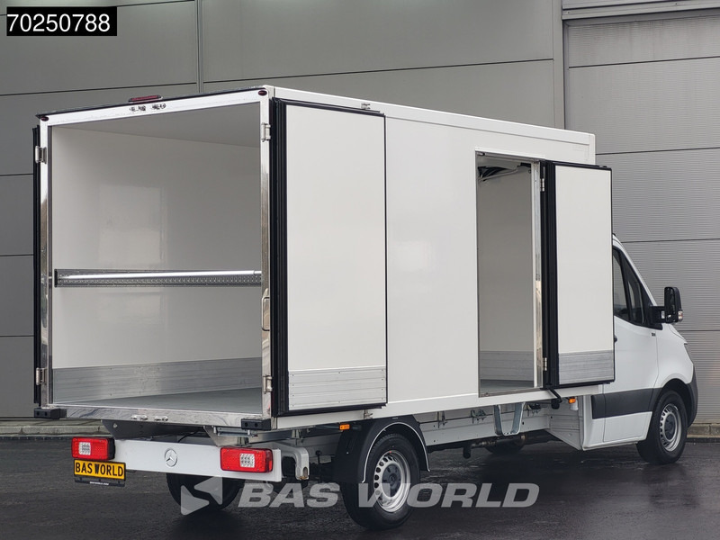 Mercedes-Benz Sprinter 317 CDI Koelwagen Automaat Zijdeur 2025-Model Thermo King V-300max 230v-Stekker 170PK Airco Cruise MBUX CarPlay Euro6 Koel Koele - Furgoneta frigorifica: foto 5 Mercedes-Benz Sprinter 317 CDI Koelwagen Automaat Zijdeur 2025-Model Thermo King V-300max 230v-Stekker 170PK Airco Cruise MBUX CarPlay Euro6 Koel Koele - Furgoneta frigorifica: foto 5