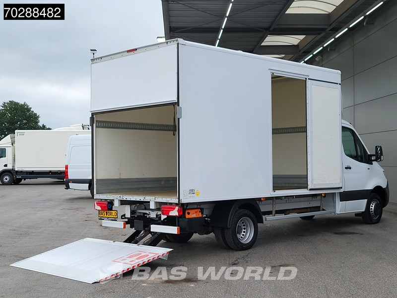 Mercedes-Benz Sprinter 516 CDI Laadklep Zijdeur Dubbellucht Bakwagen Airco Cruise MBUX CarPlay Euro6 Meubelbak Koffer 22m3 Airco Cruise control - Furgoneta caja cerrada: foto 3 Mercedes-Benz Sprinter 516 CDI Laadklep Zijdeur Dubbellucht Bakwagen Airco Cruise MBUX CarPlay Euro6 Meubelbak Koffer 22m3 Airco Cruise control - Furgoneta caja cerrada: foto 3