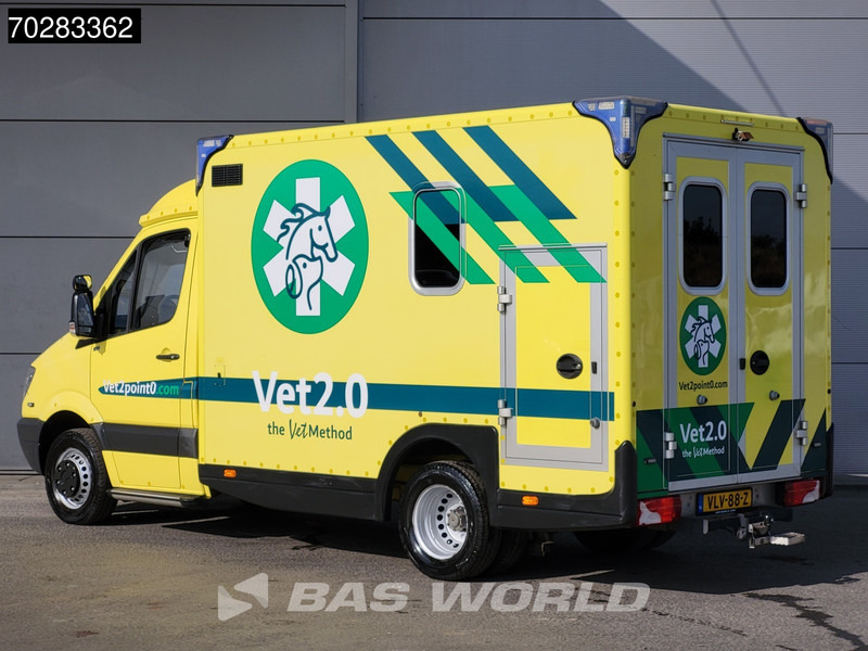 Mercedes-Benz Sprinter 519 CDI MARGE! 3.0L V6 Automaat 190PK Ambulance Trekhaak Airco Cruise APK 02-2026 Euro6 Rettungswagen Krankenwagen 13m3 Airco Tr - Ambulancia: foto 2 Mercedes-Benz Sprinter 519 CDI MARGE! 3.0L V6 Automaat 190PK Ambulance Trekhaak Airco Cruise APK 02-2026 Euro6 Rettungswagen Krankenwagen 13m3 Airco Tr - Ambulancia: foto 2