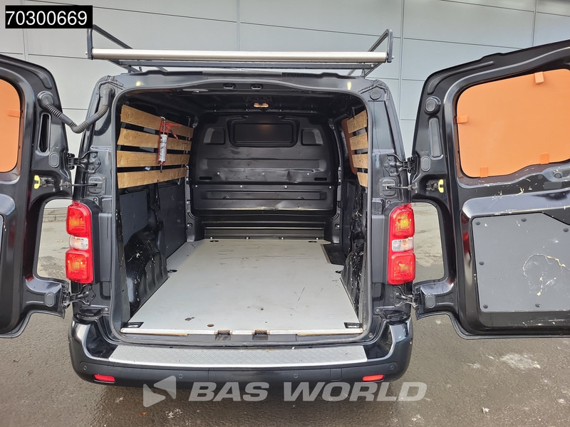 Furgoneta pequeña Peugeot Expert 177PK Automaat L2H1 LED Navi Airco Cruise Camera Parkeersensoren Euro6 L2 Airco Cruise control: foto 6 Furgoneta pequeña Peugeot Expert 177PK Automaat L2H1 LED Navi Airco Cruise Camera Parkeersensoren Euro6 L2 Airco Cruise control: foto 6