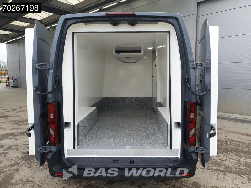 Renault Master 130pk Koelwagen Vriezer -18 Carrier Xarios 200 230V stekker LED Camera Parkeersensoren Airco Cruise Vries Koeler Kühlwagen Kühler Frig - Furgoneta frigorifica: foto 5 Renault Master 130pk Koelwagen Vriezer -18 Carrier Xarios 200 230V stekker LED Camera Parkeersensoren Airco Cruise Vries Koeler Kühlwagen Kühler Frig - Furgoneta frigorifica: foto 5