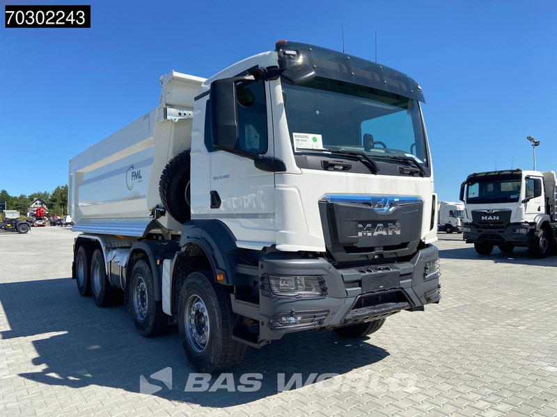 MAN TGS 41.400 8X4 NEW! 20m3 KH Kipper Manual Steel suspension Big-Axle EURO 2 - Camión volquete: foto 3 MAN TGS 41.400 8X4 NEW! 20m3 KH Kipper Manual Steel suspension Big-Axle EURO 2 - Camión volquete: foto 3
