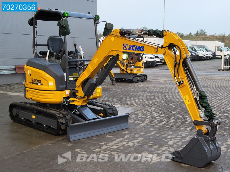 Miniexcavadora nuevo XCMG XE27 E 2 AÑOS GARANTÍA FÁBRICA - SITUADA EN GRANADA: foto 8