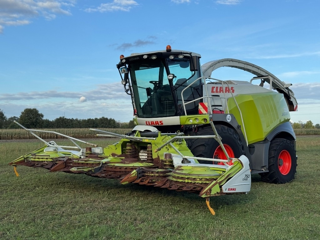 Claas Jaguar 950 Allrad + Claas Orbis 750 - Cosechadora de forraje: foto 3 Claas Jaguar 950 Allrad + Claas Orbis 750 - Cosechadora de forraje: foto 3
