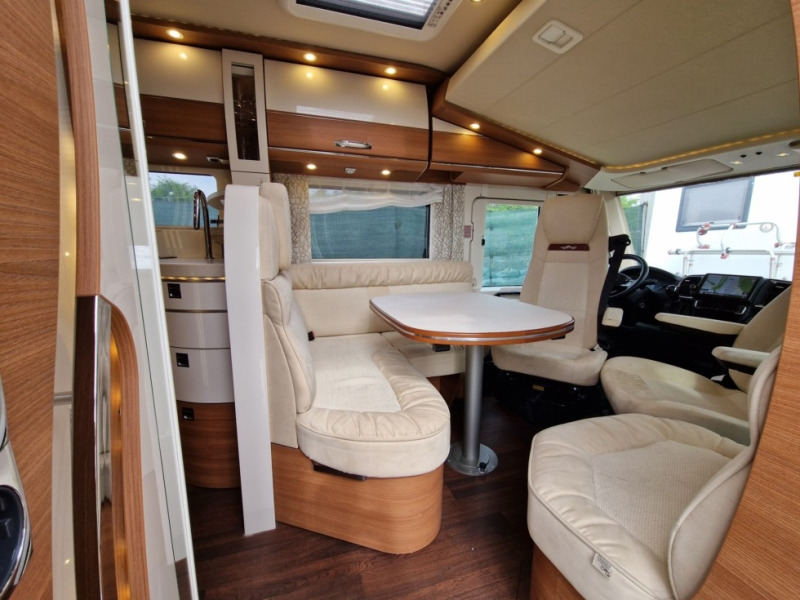 Carthago Chic C Line I 4.9 LE/L - Autocaravana integral: foto 3 Carthago Chic C Line I 4.9 LE/L - Autocaravana integral: foto 3