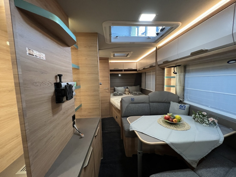 Knaus Sudwind 500 PF 60° Years - Caravana: foto 4 Knaus Sudwind 500 PF 60° Years - Caravana: foto 4