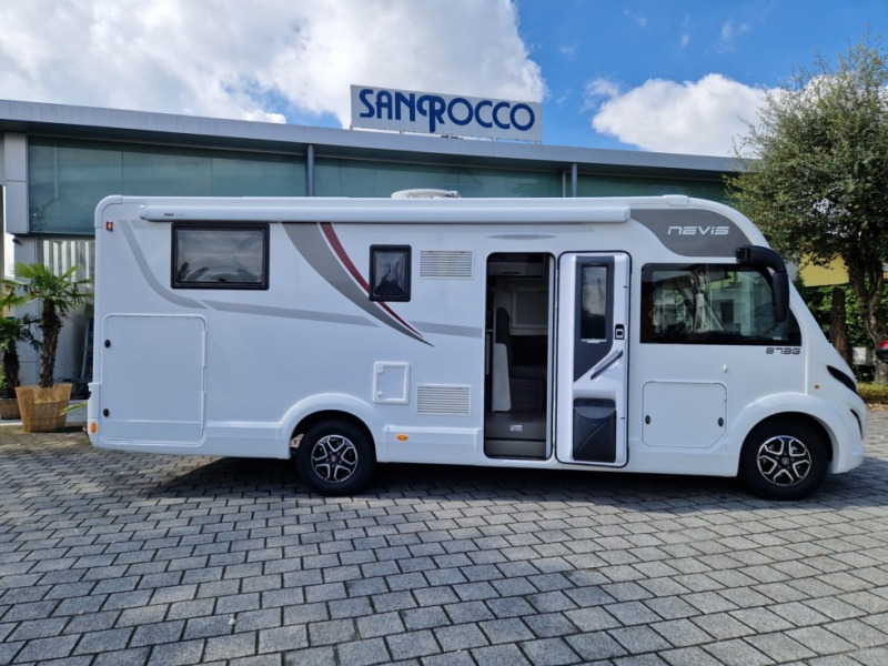 Mc Louis Nevis 273 - Autocaravana integral: foto 2 Mc Louis Nevis 273 - Autocaravana integral: foto 2