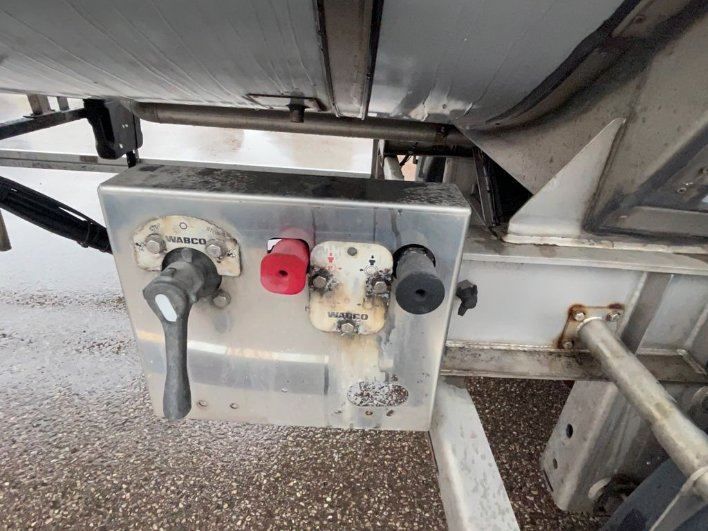 Semirremolque cisterna Lag BURG Holvrieka: foto 12 Semirremolque cisterna Lag BURG Holvrieka: foto 12