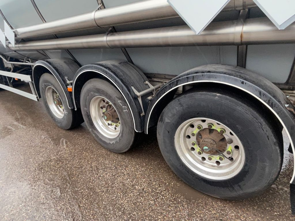 Semirremolque cisterna Lag BURG Holvrieka: foto 11 Semirremolque cisterna Lag BURG Holvrieka: foto 11