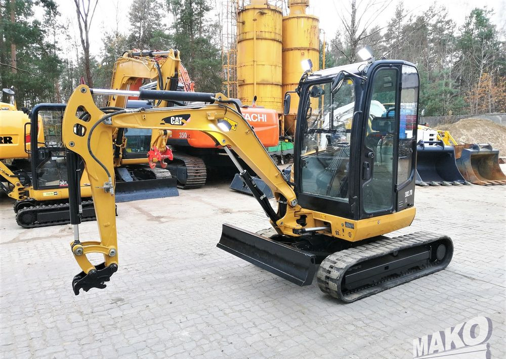 Caterpillar 302.7 D CR - Excavadora de cadenas: foto 1 Caterpillar 302.7 D CR - Excavadora de cadenas: foto 1