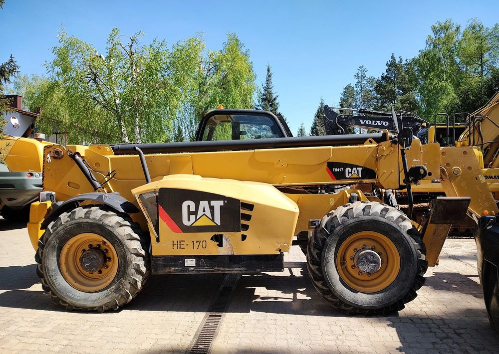 Caterpillar TH417 - Manipulador telescópico: foto 4 Caterpillar TH417 - Manipulador telescópico: foto 4