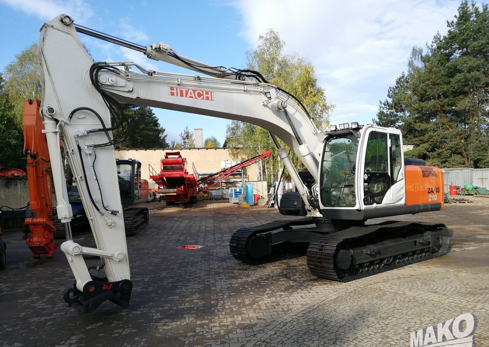 Hitachi ZX210 LC-5B - Excavadora de cadenas: foto 1 Hitachi ZX210 LC-5B - Excavadora de cadenas: foto 1
