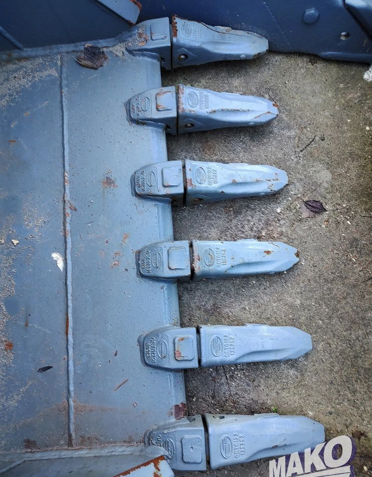 NOWA Łyżka Strickland 90cm do koparki Miller fi 45 (nieużywana) - Implemento para Maquinaria de construcción: foto 4 NOWA Łyżka Strickland 90cm do koparki Miller fi 45 (nieużywana) - Implemento para Maquinaria de construcción: foto 4