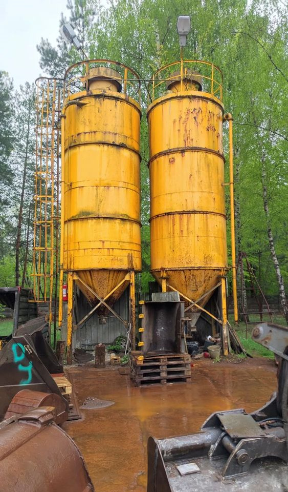 Silos na cement zboże trociny pasze 30 ton - Silo de cemento: foto 1 Silos na cement zboże trociny pasze 30 ton - Silo de cemento: foto 1