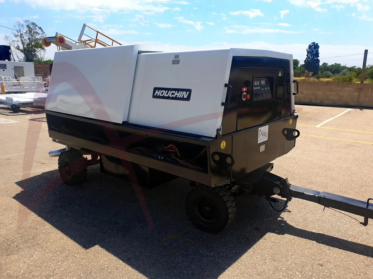 HOUCHIN 690-140 28 - Unidad de potencia en tierra: foto 3 HOUCHIN 690-140 28 - Unidad de potencia en tierra: foto 3