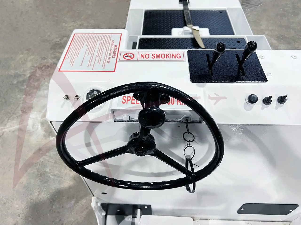 LEKTRO AP8600 - Remolcador de aviones: foto 3 LEKTRO AP8600 - Remolcador de aviones: foto 3