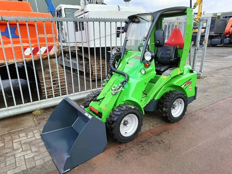 Minicargadora de cadenas Avant M420 MSDNT mini shovel loader lader 980 kg CE: foto 7