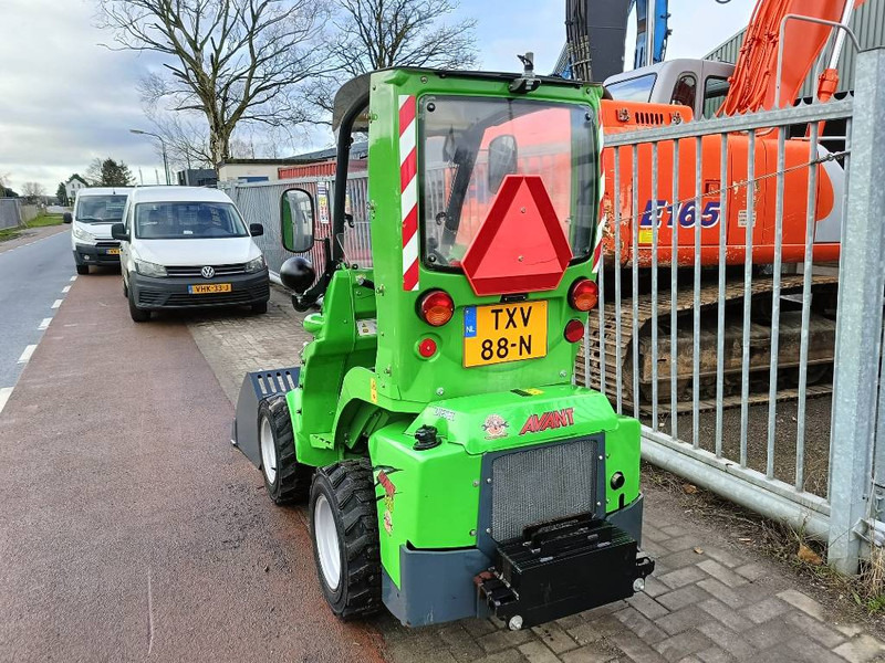 Minicargadora de cadenas Avant M420 MSDNT mini shovel loader lader 980 kg CE: foto 10