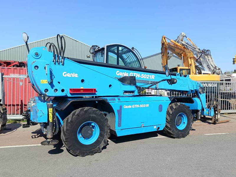 Genie GTH 5021 R roterende verreiker telescopic lade 21m - Manipulador telescópico: foto 1 Genie GTH 5021 R roterende verreiker telescopic lade 21m - Manipulador telescópico: foto 1