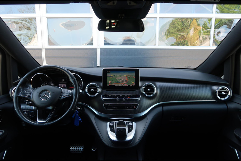 Mercedes-Benz V-Klasse 250d Lang DC Edition AUT/ 360/ LED/ 1E EIG/ 2X DEUR/ CLIMA/ CRUISE/ NAVI - Furgoneta pequeña, Furgoneta combi: foto 4 Mercedes-Benz V-Klasse 250d Lang DC Edition AUT/ 360/ LED/ 1E EIG/ 2X DEUR/ CLIMA/ CRUISE/ NAVI - Furgoneta pequeña, Furgoneta combi: foto 4