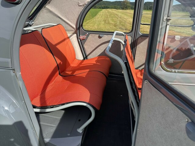 CITROEN 2 CV Ente 1959 Note 1 makellos... - Coche: foto 2 CITROEN 2 CV Ente 1959 Note 1 makellos... - Coche: foto 2