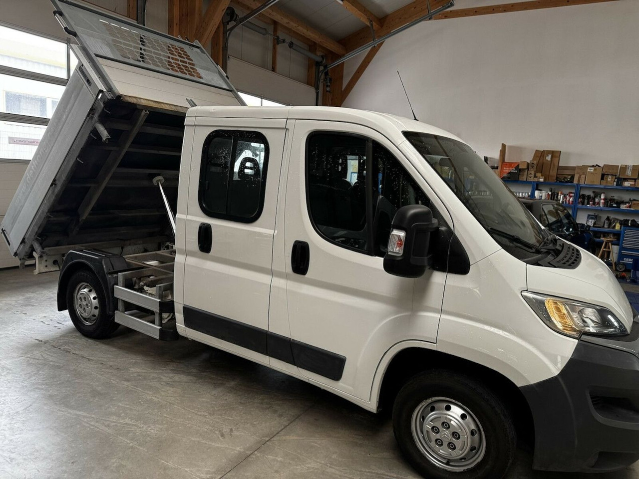 Fiat Ducato Jumper 2.2 HDI Doka 3-Seiten Kipper - Volquete furgoneta, Furgoneta combi: foto 1 Fiat Ducato Jumper 2.2 HDI Doka 3-Seiten Kipper - Volquete furgoneta, Furgoneta combi: foto 1