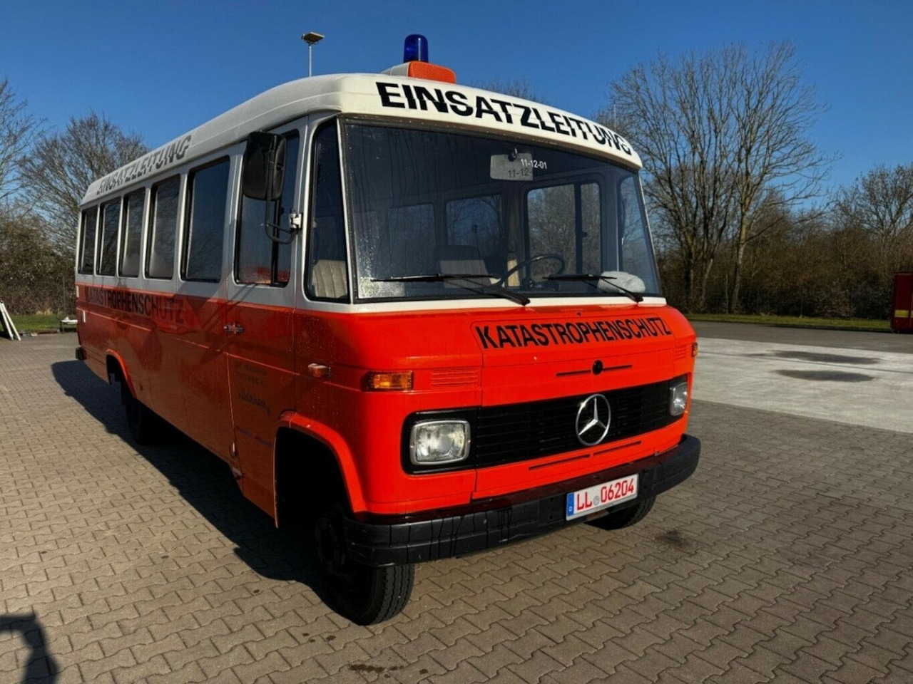 Mercedes-Benz O 309 D 608 613 Mercedes-Benz O 309D 608D H-Kennzeichen - Furgón: foto 1 Mercedes-Benz O 309 D 608 613 Mercedes-Benz O 309D 608D H-Kennzeichen - Furgón: foto 1