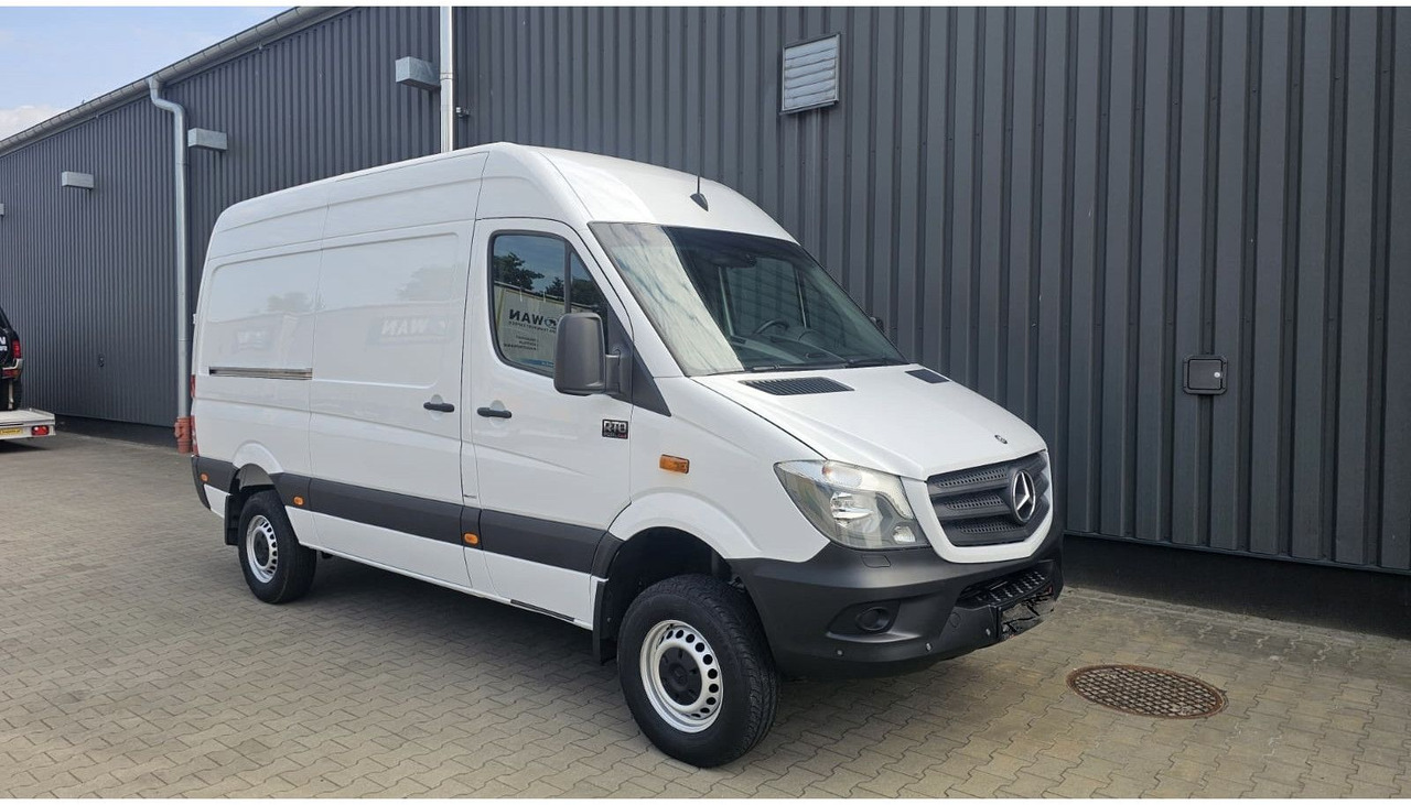 Mercedes-Benz Sprinter 319 CDI 4x4 3.0 V6 Untersetzung 1a! - Furgón: foto 2 Mercedes-Benz Sprinter 319 CDI 4x4 3.0 V6 Untersetzung 1a! - Furgón: foto 2