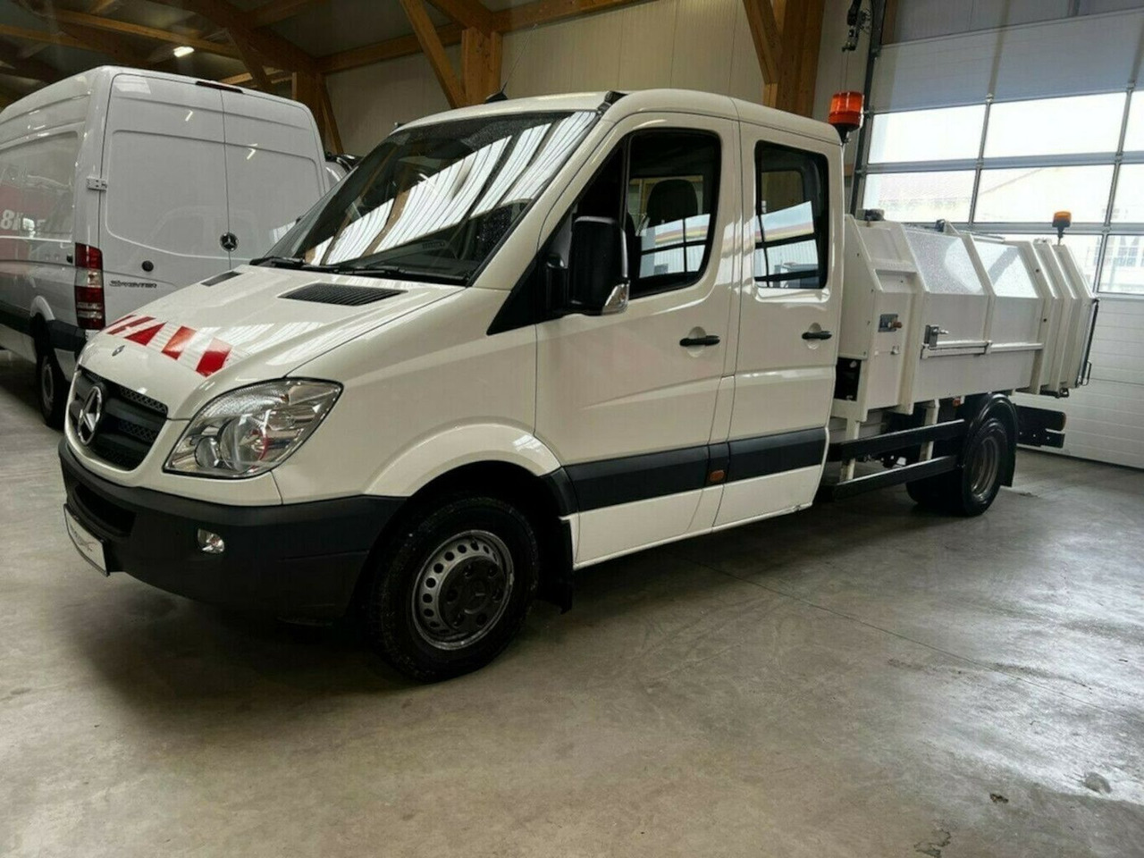 Mercedes-Benz Sprinter 516 CDI Doka LR ZÖLLER Müllpresse Mercedes-Benz Sprinter 516 CDI ZÖLLER-HAGEMANN Müllwagen - Camión de basura: foto 5 Mercedes-Benz Sprinter 516 CDI Doka LR ZÖLLER Müllpresse Mercedes-Benz Sprinter 516 CDI ZÖLLER-HAGEMANN Müllwagen - Camión de basura: foto 5