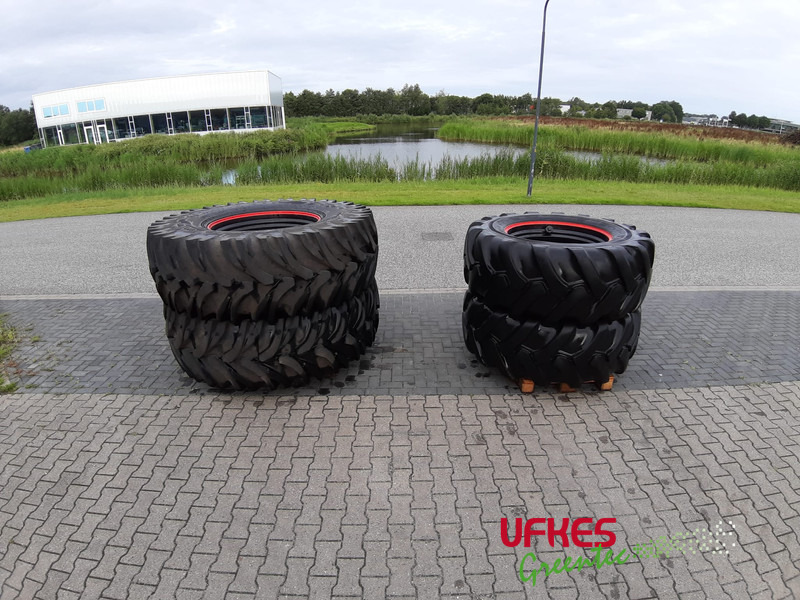 Nokian Bandenset met velg - Maquinaria forestal: foto 3 Nokian Bandenset met velg - Maquinaria forestal: foto 3