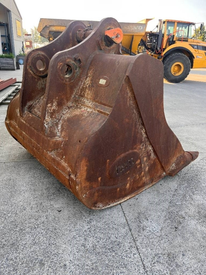 HSM 3.8 m3 - 60/70 tonnes - Cazo para Maquinaria de construcción: foto 4 HSM 3.8 m3 - 60/70 tonnes - Cazo para Maquinaria de construcción: foto 4