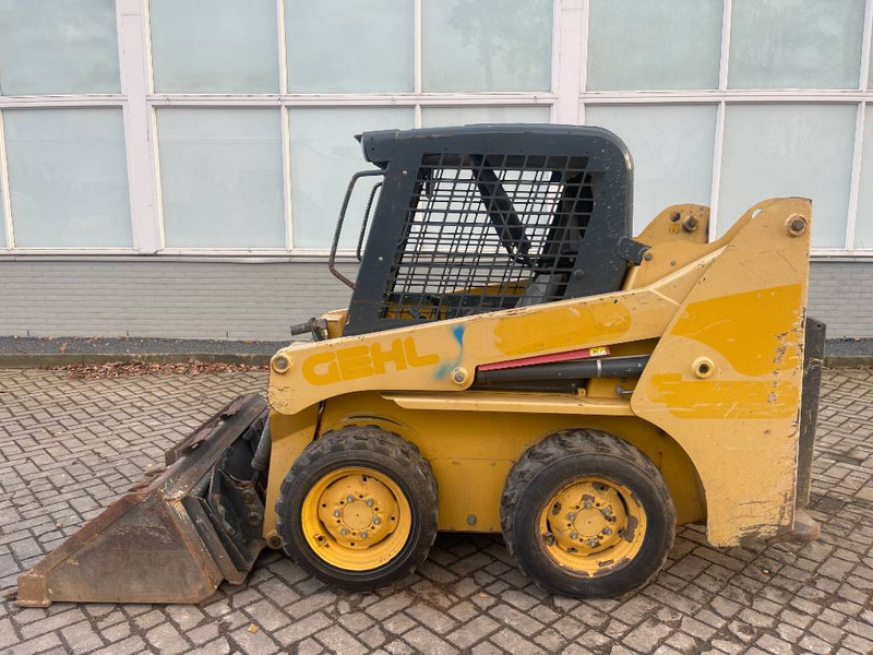 Gehl 3840 E 2015 - Minicargadora: foto 1 Gehl 3840 E 2015 - Minicargadora: foto 1
